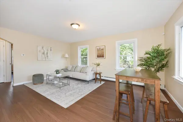 11 Grant ST, Roosevelt, NY 11575