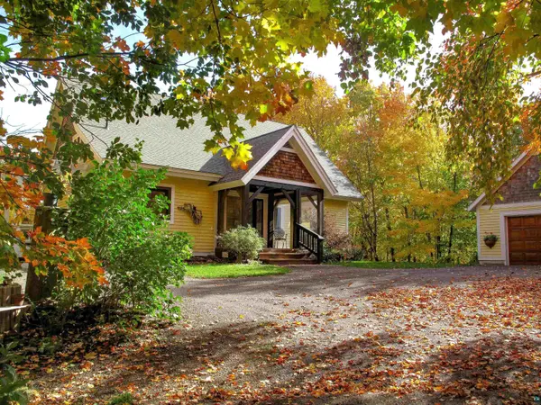 189 Barker Lake Rd, Lutsen, MN 55612