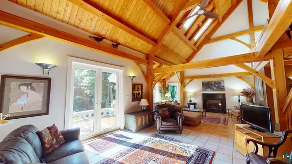 189 Barker Lake Rd, Lutsen, MN 55612