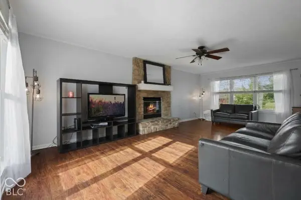 8465 Summertree, Indianapolis, IN 46256