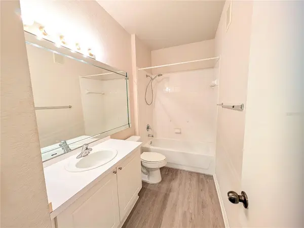 5168 NORTHRIDGE RD #212, Sarasota, FL 34238