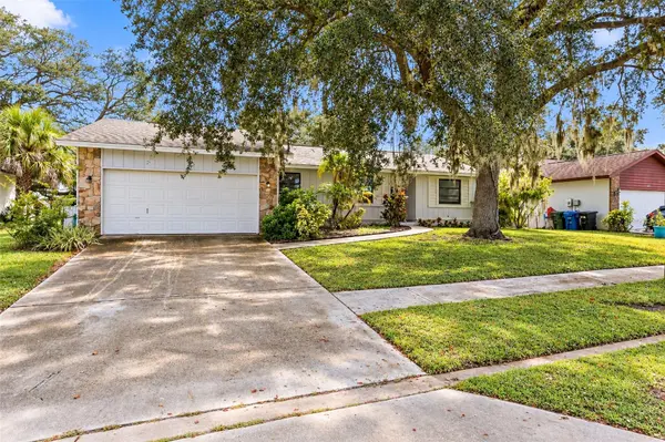 2475 WOOD OAK DR, Sarasota, FL 34232