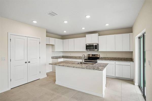 811 ANDREW ST, Winter Haven, FL 33881