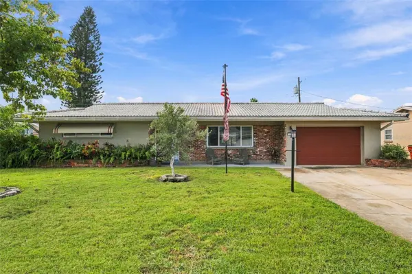 12120 81ST AVE, Seminole, FL 33772