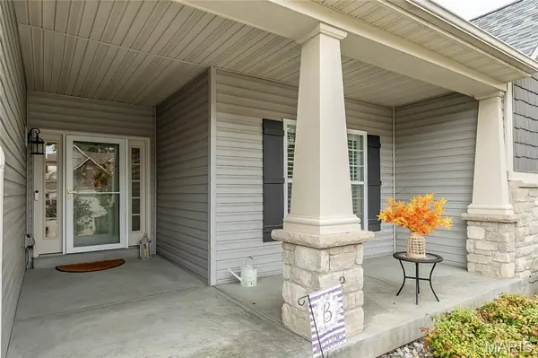 1229 Cashmere LN, St Peters, MO 63376