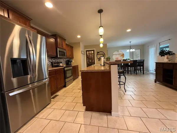 5752 Clear CRK, Hannibal, MO 63401