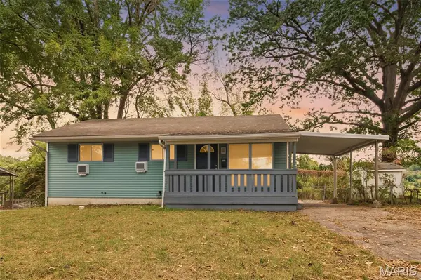 261 Glen Garry RD, St Louis, MO 63137
