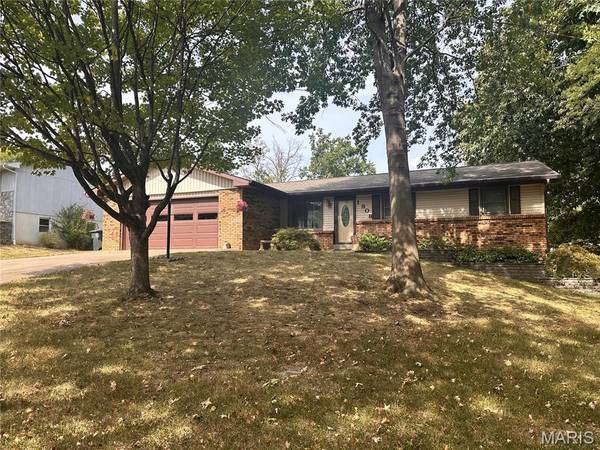 1808 Evondale DR, Cape Girardeau, MO 63701