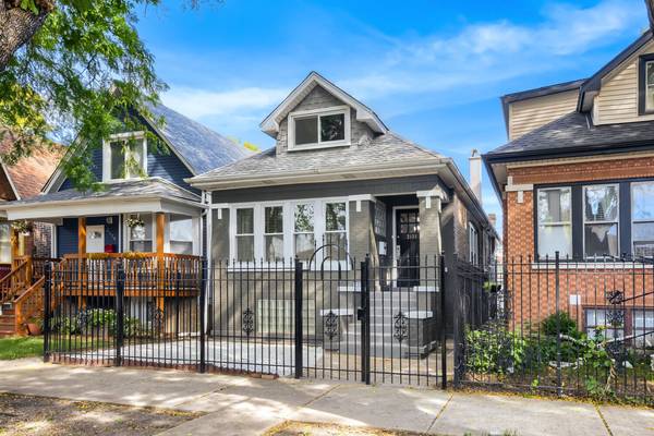 2135 N Kilbourn AVE, Chicago, IL 60639