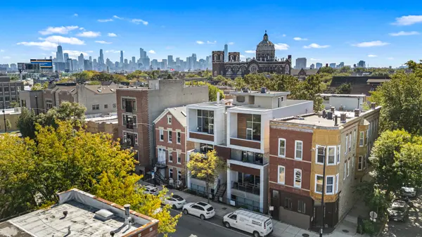 1821 W Armitage AVE #3W, Chicago, IL 60622