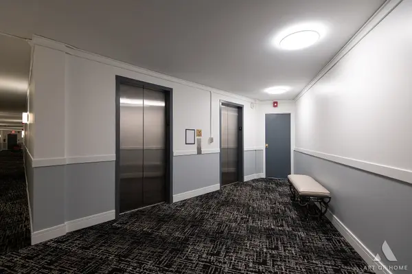 20 N Tower RD #9E, Oak Brook, IL 60523