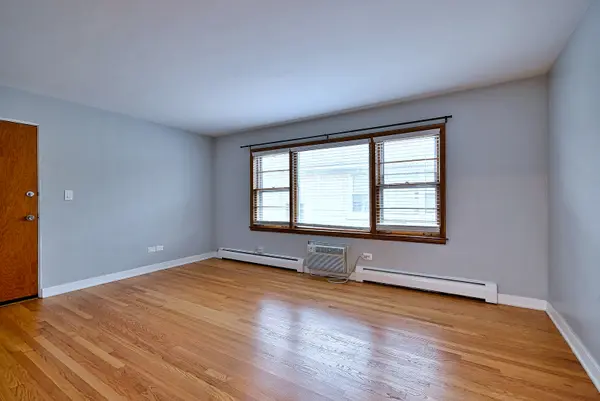 7610 W Belmont AVE #2N, Chicago, IL 60634