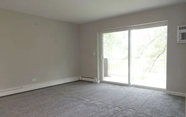 1311 S Finley RD #213, Lombard, IL 60148