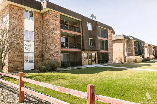 9114 W 140th ST #201, Orland Park, IL 60462