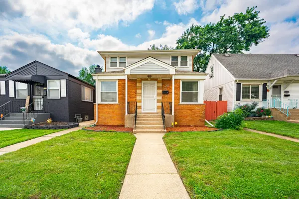 12528 S Justine ST, Calumet Park, IL 60827