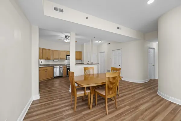 3115 Town Square DR #408, Rolling Meadows, IL 60008
