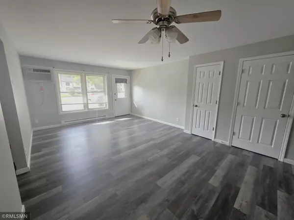 325 W 9th ST ##B, New Richmond, WI 54017