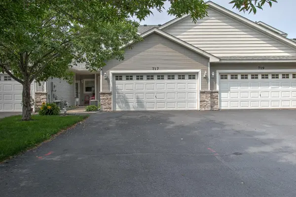 717 Park Brook RD NW, Isanti, MN 55040