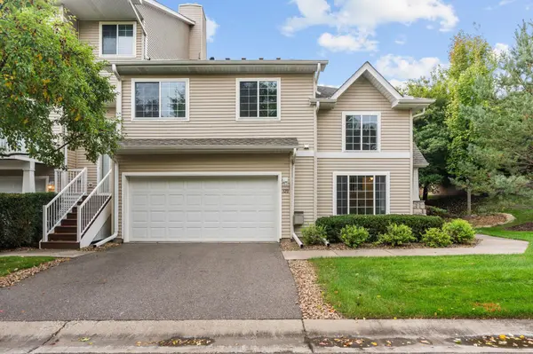 320 Willoughby WAY W, Minnetonka, MN 55305