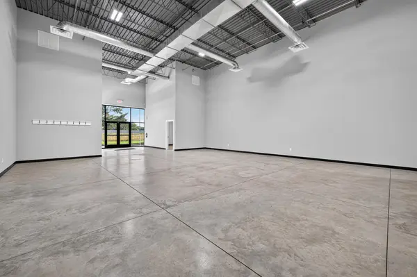 630 Freeport AVE NW #600 & 700, Elk River, MN 55330