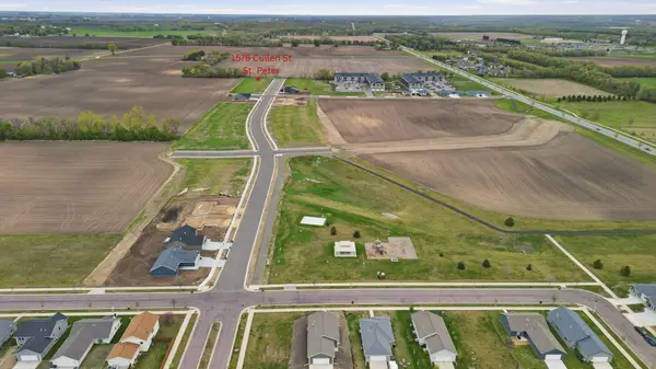 1578 Cullen ST, Saint Peter, MN 56082