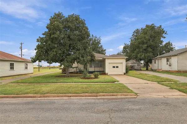 111 W Colorado AVE, Okarche, OK 73762