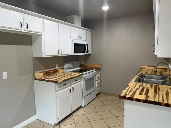 1122 E 17th ST, Chandler, OK 74834