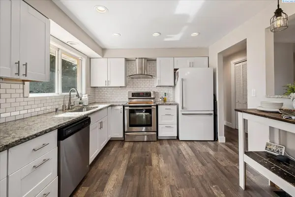 1503 W 37th Place, Kennewick, WA 99337