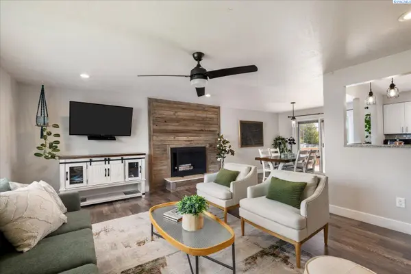 1503 W 37th Place, Kennewick, WA 99337