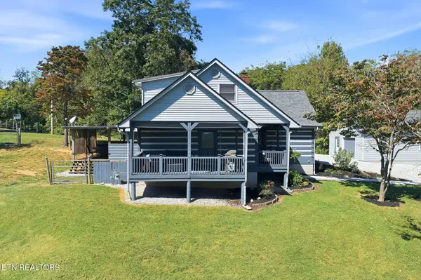230 Johnson Lane, Rocky Top, TN 37769