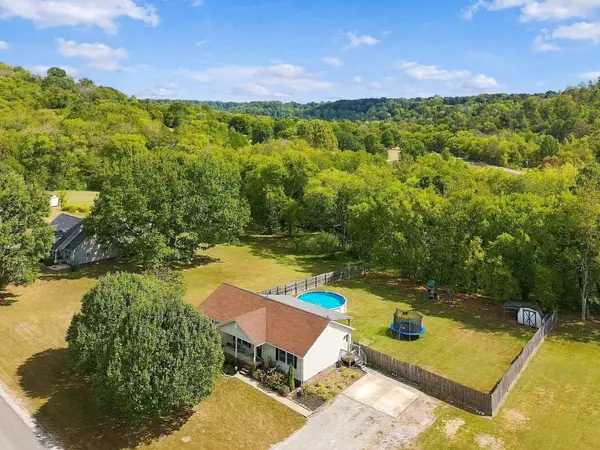 106 Fieldstone Dr, Pulaski, TN 38478