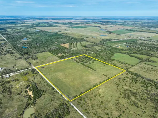 1722 30th St, Severy, KS 67137