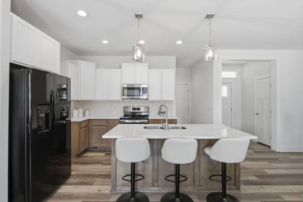 8203 W Lang St, Wichita, KS 67205