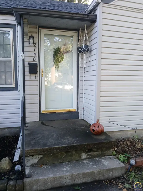2150 SW Plass AVE, Topeka, KS 66611