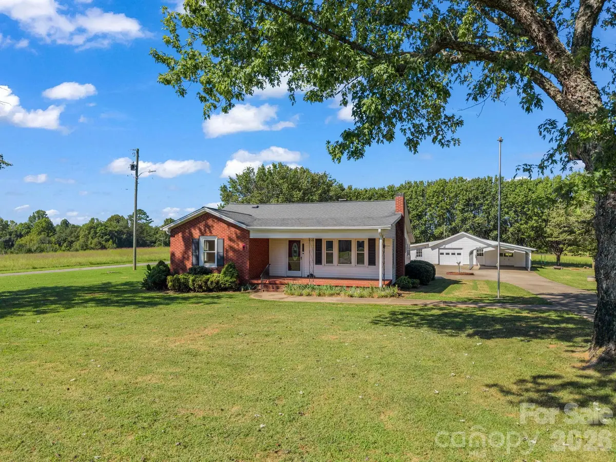495 Tiney RD, Ellenboro, NC 28040
