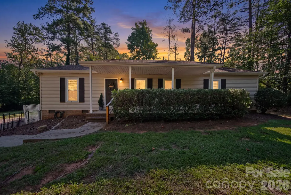 106 Brookridge LN, Mooresville, NC 28117