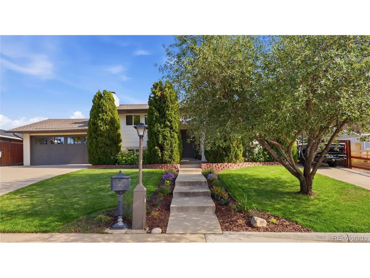 64 Baylor, Longmont, CO 80503