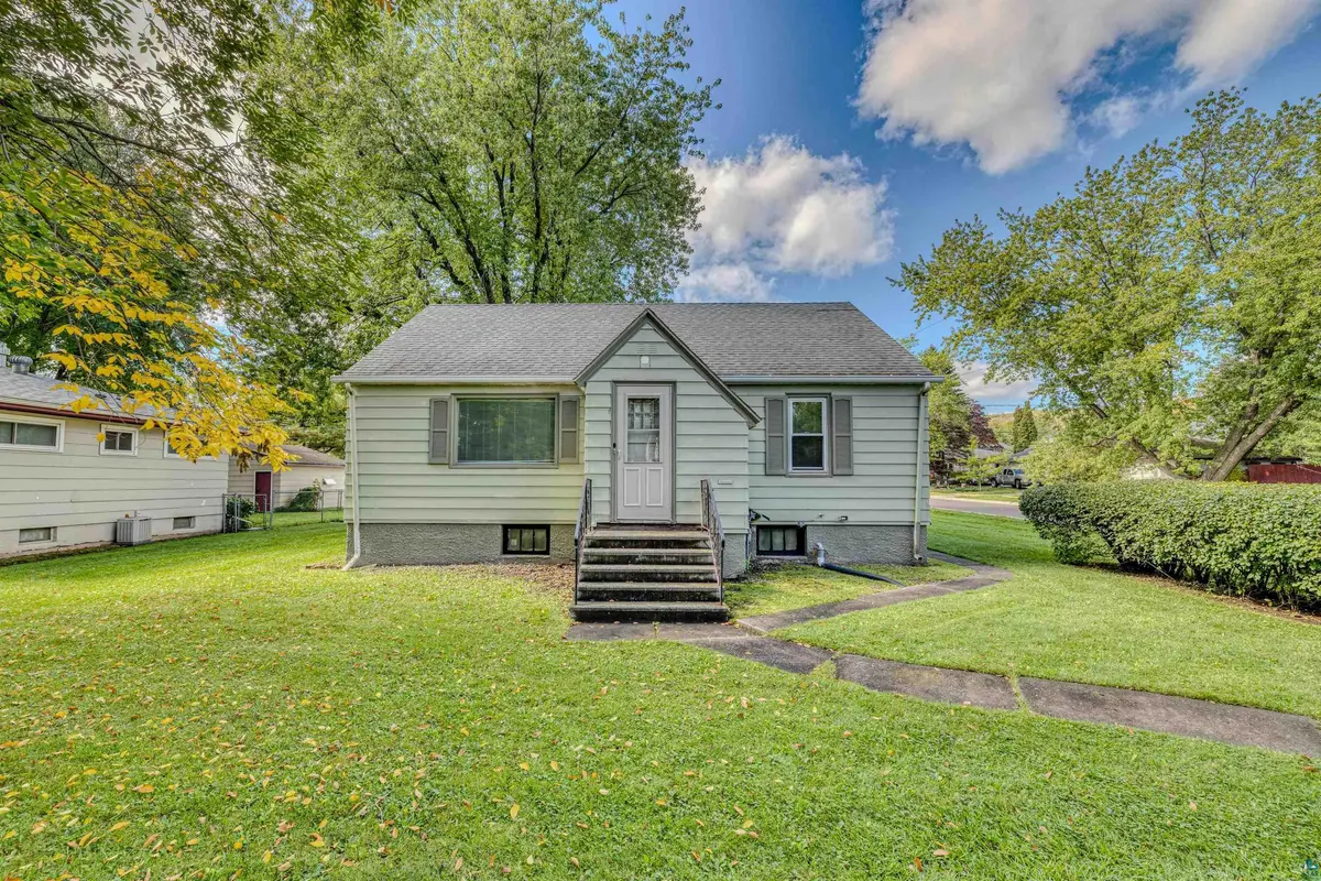 1 S 64th Ave W, Duluth, MN 55807