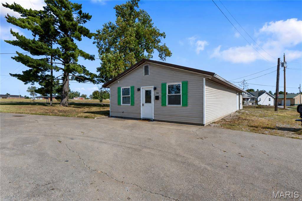 700 S Kingshighway ST, Perryville, MO 63775