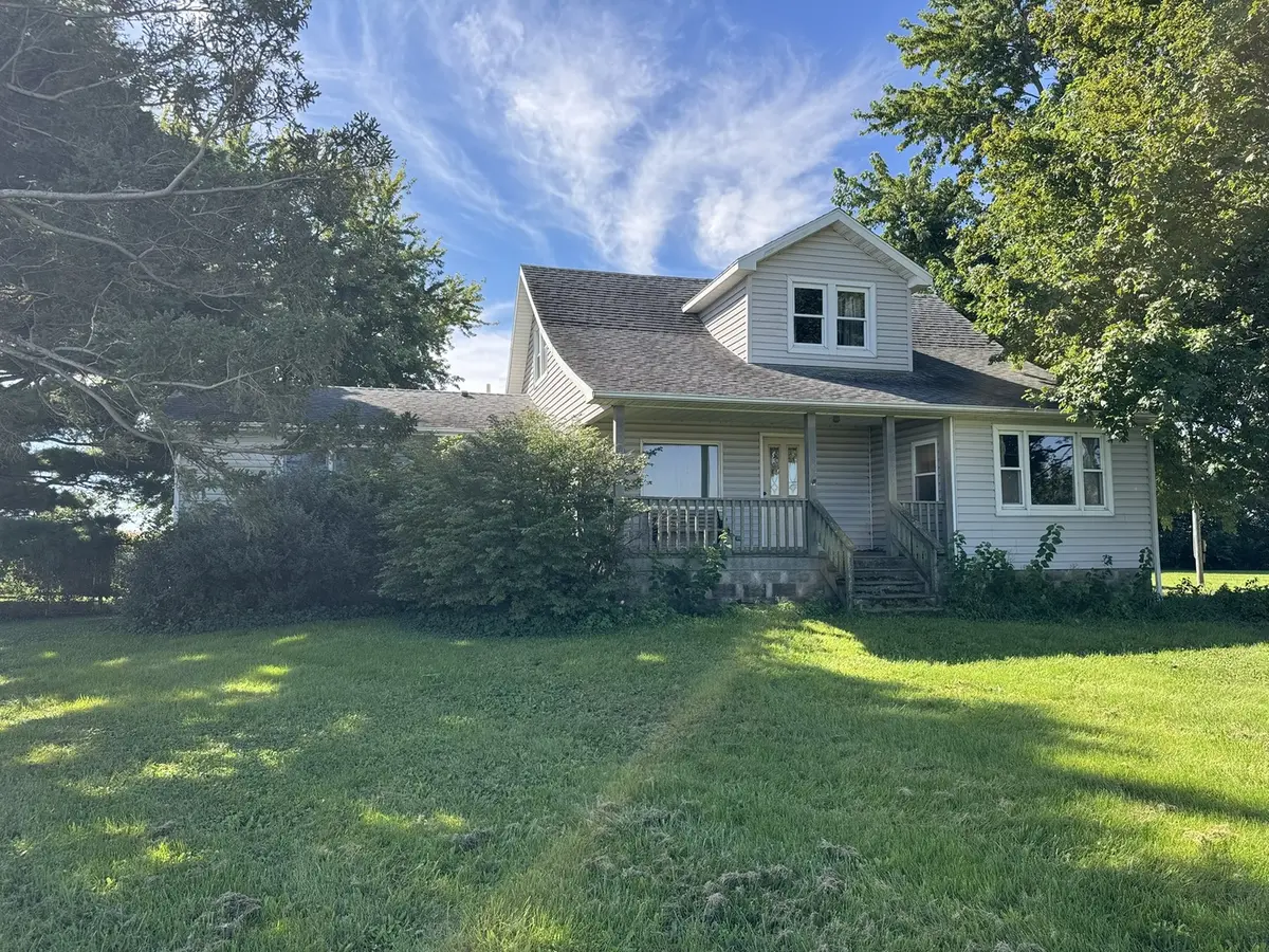 423 E 300n RD, Gibson City, IL 60936