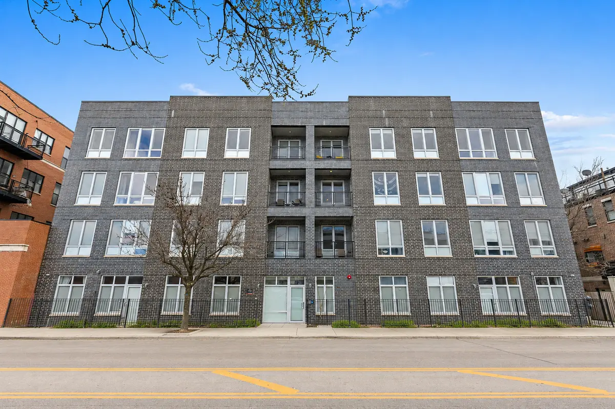 2217 W Madison ST #213, Chicago, IL 60612