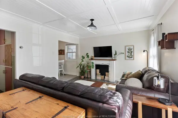 1734 WESTCOTT, Windsor, ON N8Y 4C9