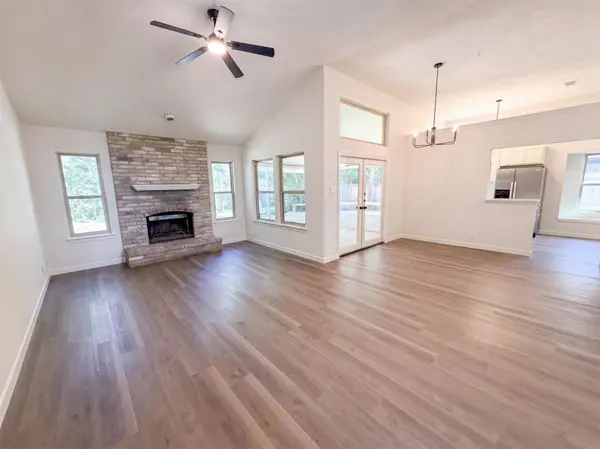 605 Hawthorne LN, Round Rock, TX 78664
