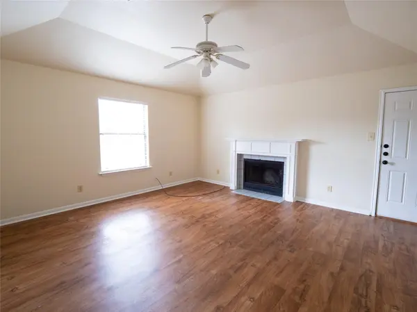 117 Quail CV #A, Lockhart, TX 78644