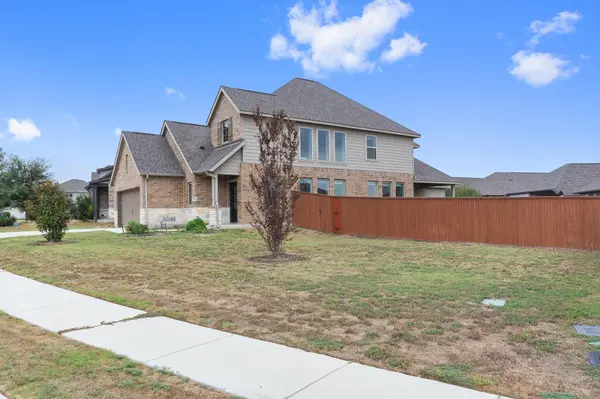 224 Rosebush DR, Liberty Hill, TX 78642