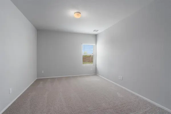 371 Hortus DR, Kyle, TX 78640