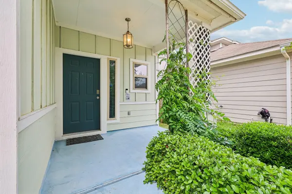 387 Guemal RD, Buda, TX 78610