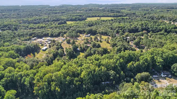 351 Twin Brook LN, Pageland, SC 29728