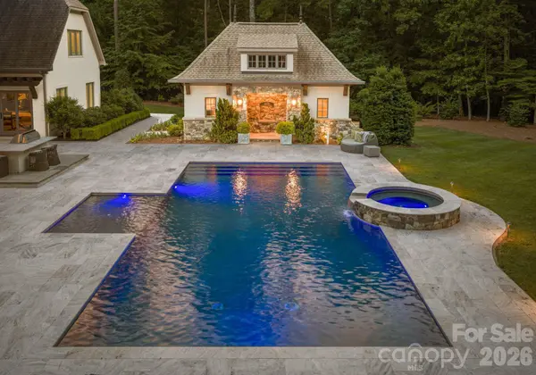 6010 Hathaway LN, Waxhaw, NC 28173