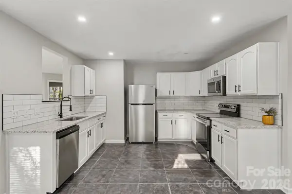 12937 Silvaire Farm RD, Charlotte, NC 28278